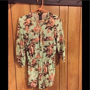 Justify Romper Juniors Size Small Gold Zip Front